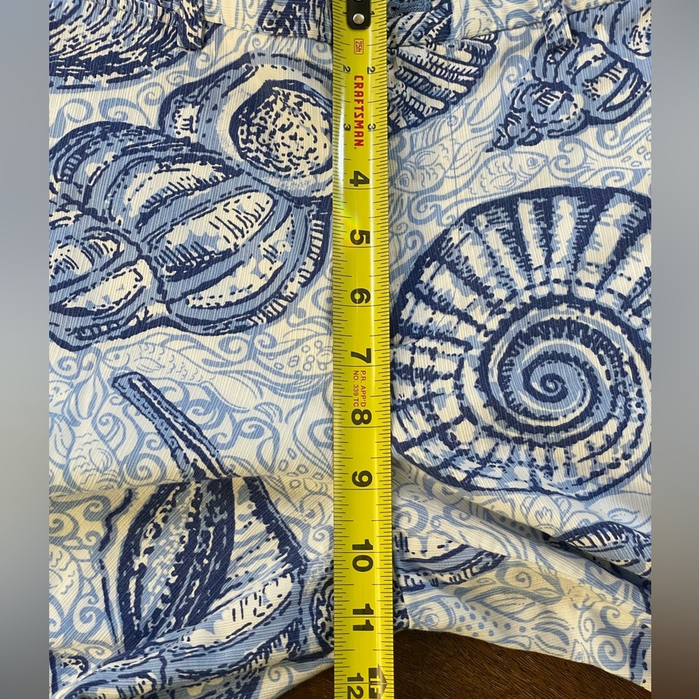 Lily Pulitzer Beaumont Shorts Men's 30R Blue Seashell Print Flat front Bermuda - Picture 11 of 15